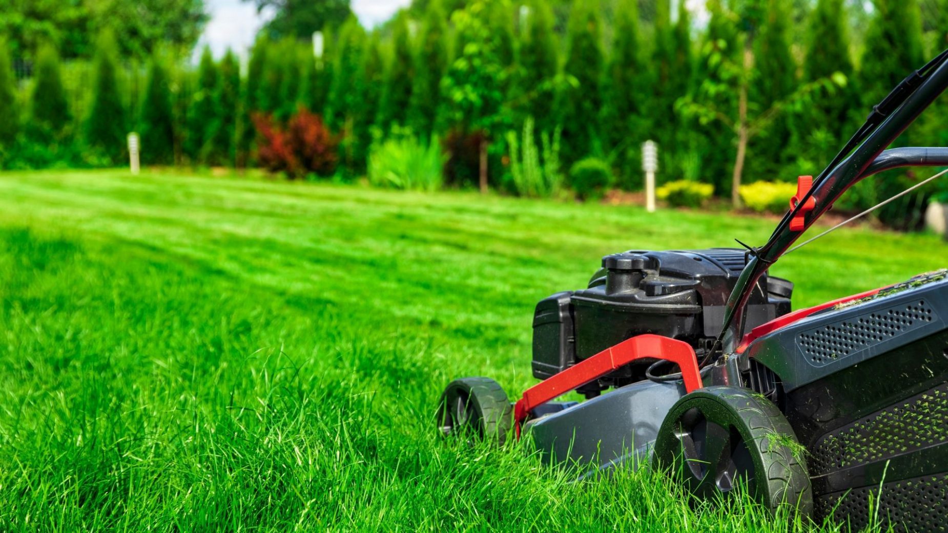 Lawn And Garden Tractor And Home Lawn And Garden Equipment Market