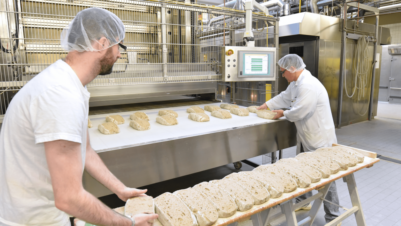 Global Bakery Contract Manufacturing Market